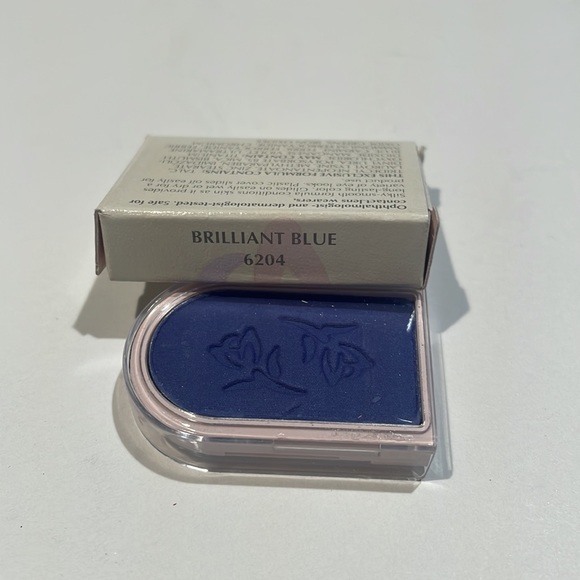 NWT Mary Kay Powder Perfect Eye Color - Brilliant Blue - Picture 2 of 2